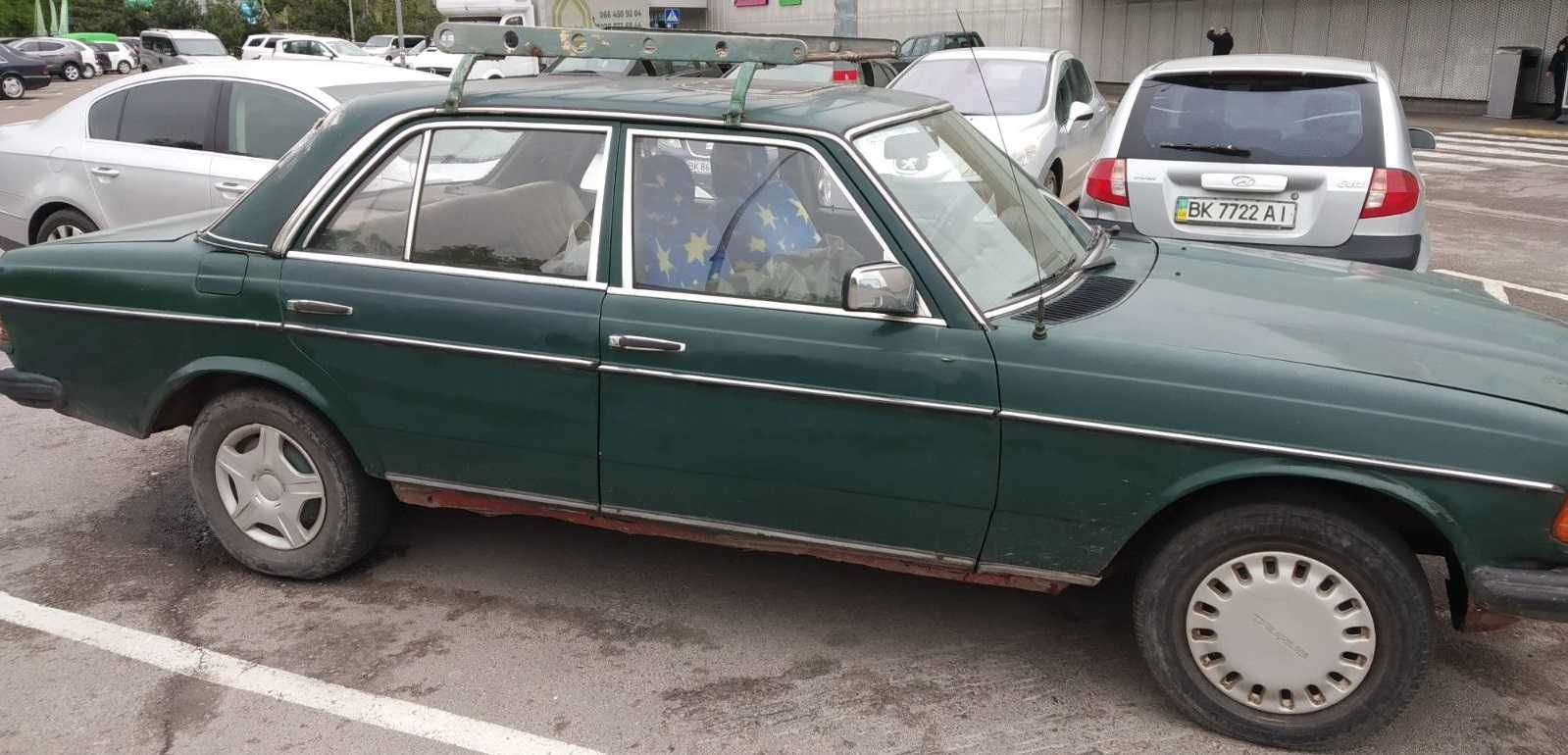 Продам Mercedes-Benz 240D, механіка, недорого, терміново.