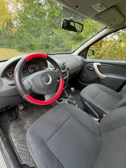 Dacia Sandero stepway 2011r