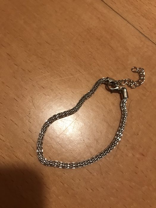 Vendo conjunto 4 pulseiras