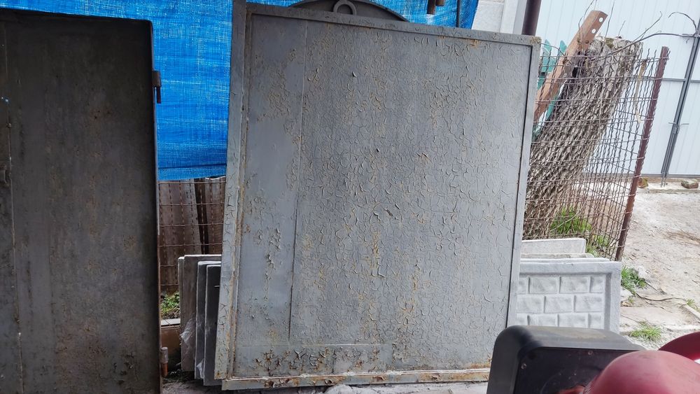 Продам ворота з каліткою.