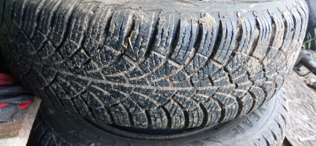 Продам два колеса fabia, polo, Ibiza 185/60 R14 Goodyear UltraGrip 9