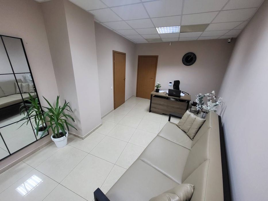 Продам Офис Помещение Центр Мост Сити Апартаменты