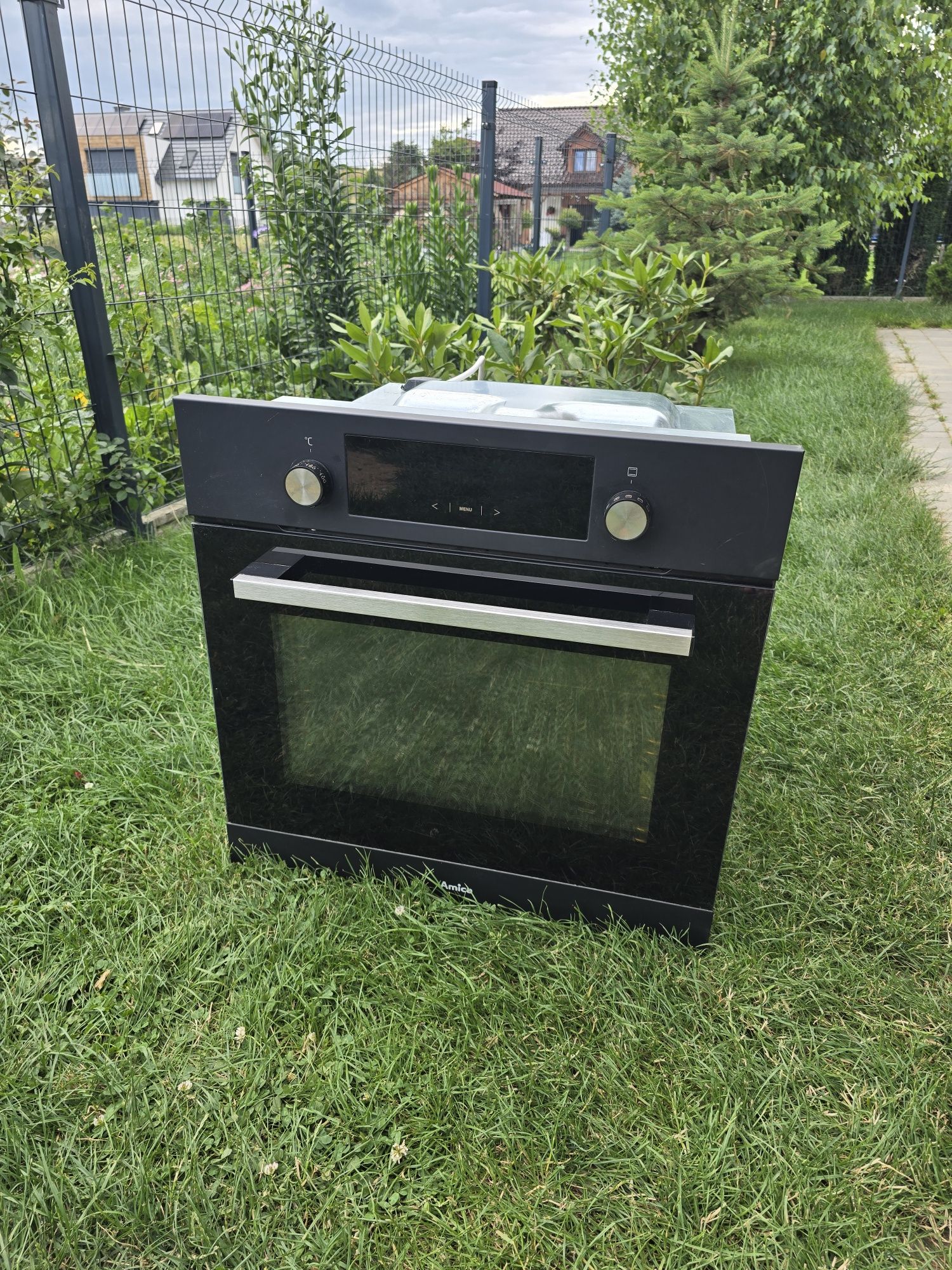 Piekarnik AMICA model EB7541DB FINE