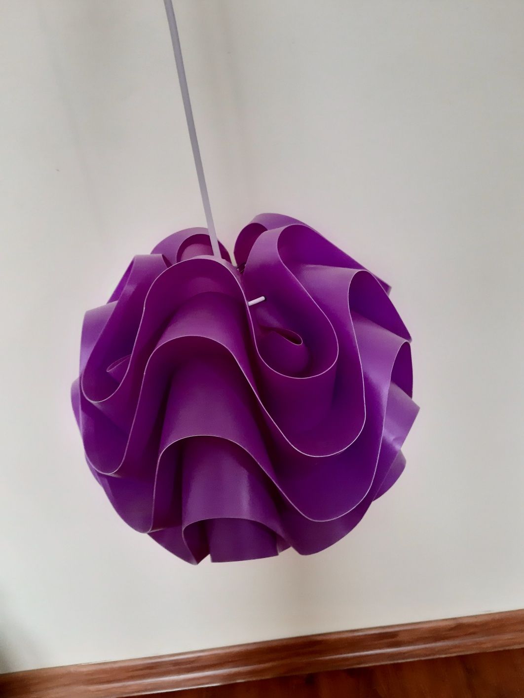 Lampa pokojowa fioletowa