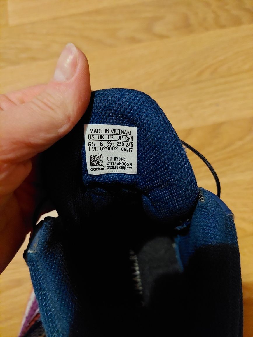Кросівки Аdidas 39 розмір