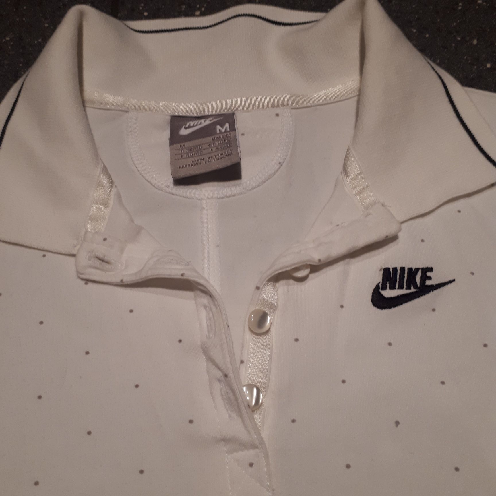 Koszulka polo Marki NIKE. Biała 38/40. Nowa - bez metki