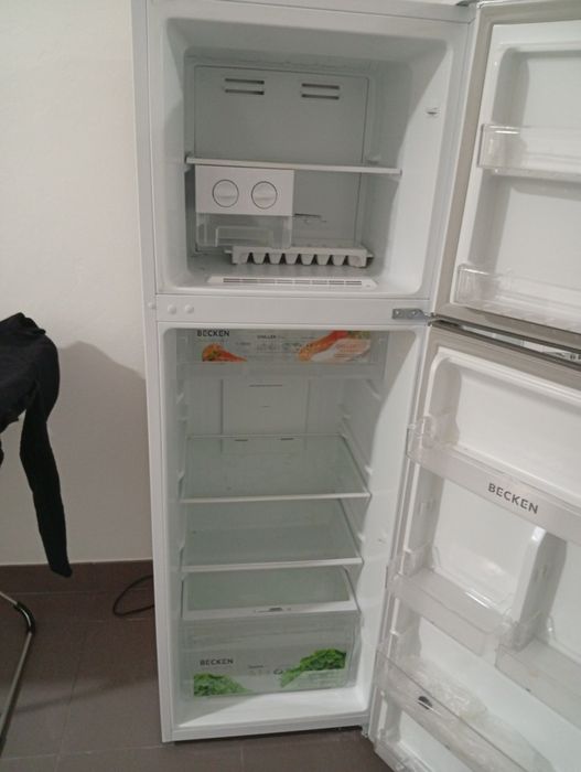 Frigorífico e máquina de lavar roupa