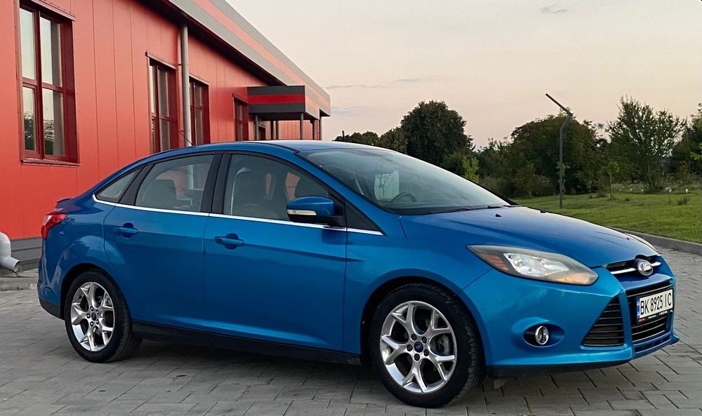 Ford Focus  Titanium  муз. с-ма "Sony"