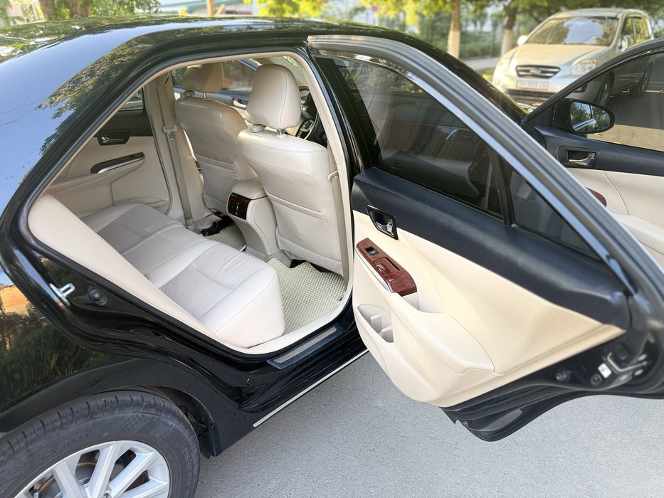 Продам Toyota Camry