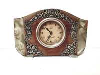 Antigo relógio de mesa Colossal dos anos 20 com prata