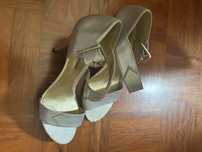 Sapatos em bom estado