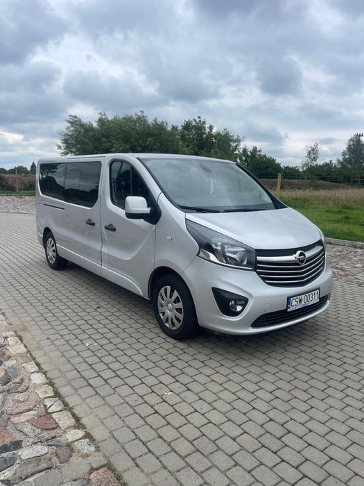 Opel VIVARO 9 osobowy