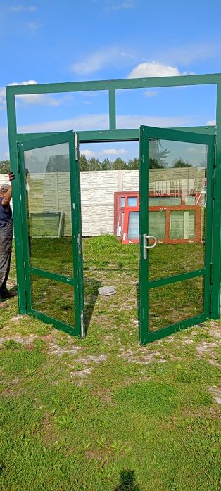 Drzwi aluminiowe używane z.emiec super stan dostawa gratis cał