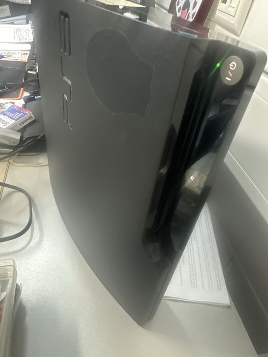 PS3 impecavel com 5 jogos. Sem comando