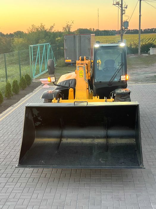 Продається телескопічний навантажувач JCB 535-95 2010 р.в