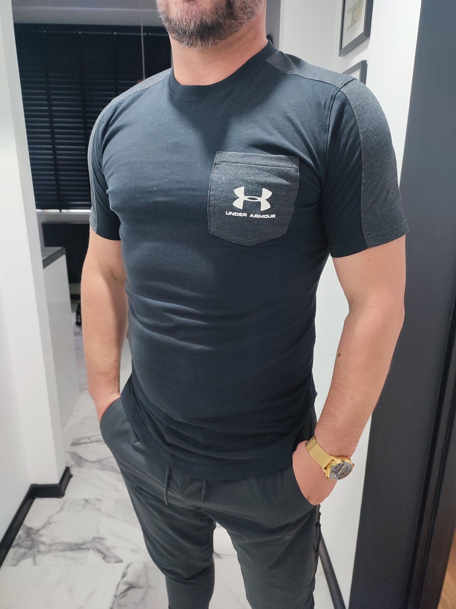 Koszulka Under Armour S/M nowa