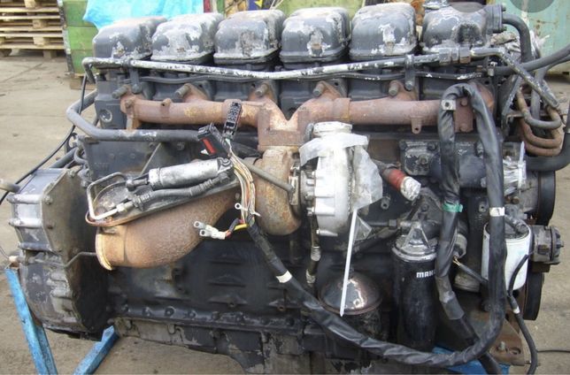 Мотор Scania 114 124 блок коленвал поддон кожух маховика головка бугеь