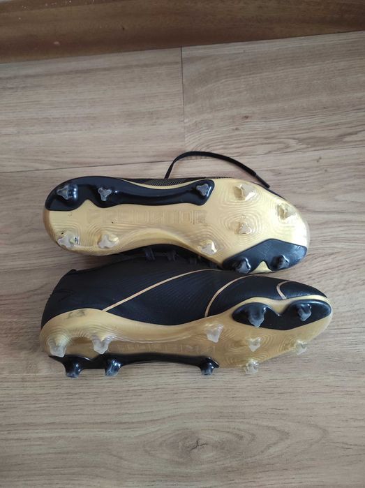 Chuteiras Predator