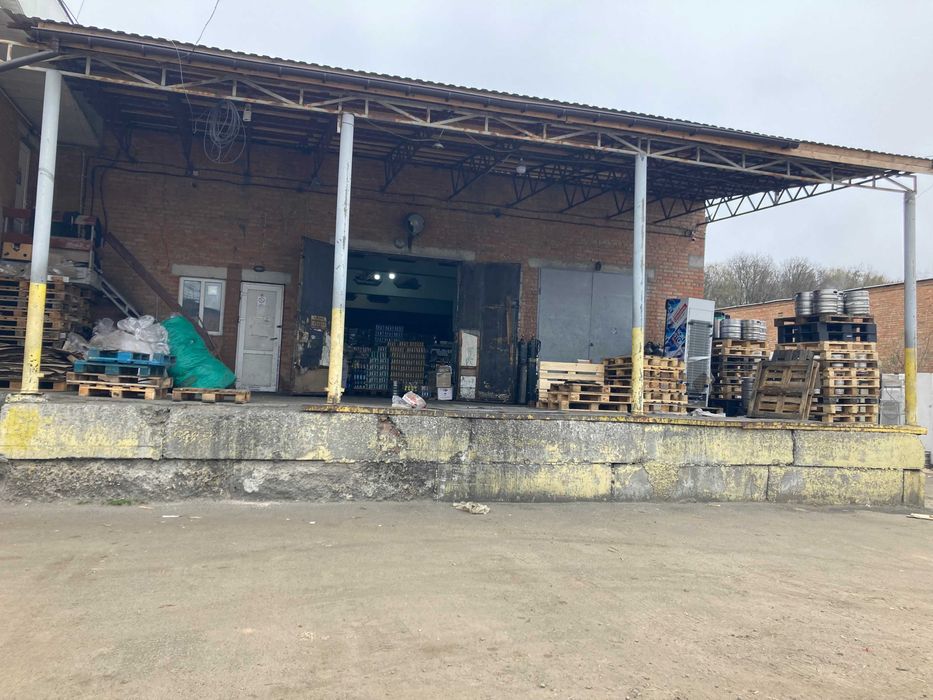 Оренда складу з рампою у Вінниці, заїзд фур, 24/7, 200 кВт