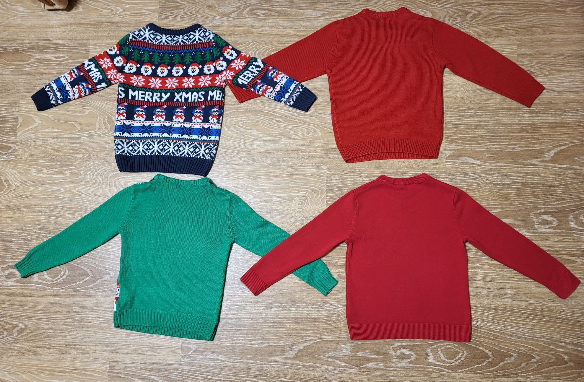 Зимние новогодние праздничные карнавальные свитера кофты свитерки