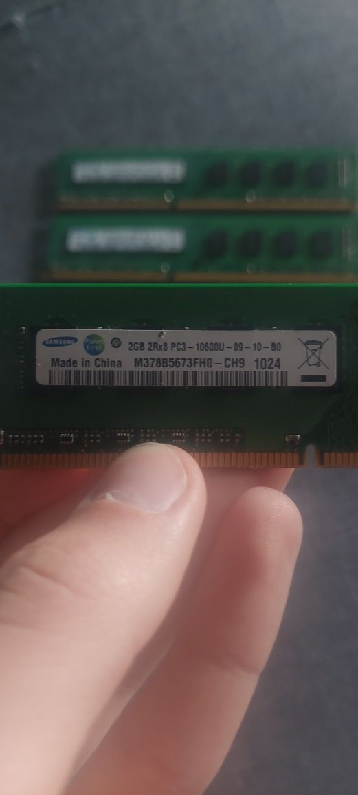Pamięć RAM ddr3 2gb (2gb×4)