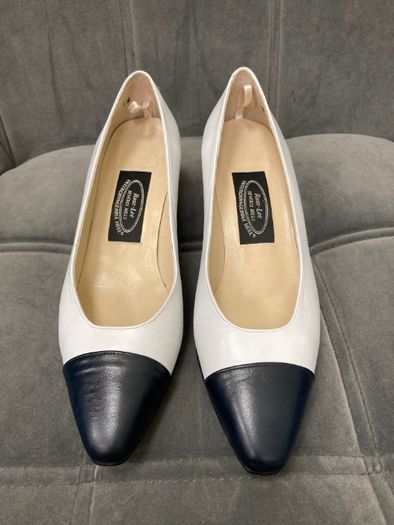 Nowe białe skórzane szpilki buty czółenka Rose Lee USA vintage 38