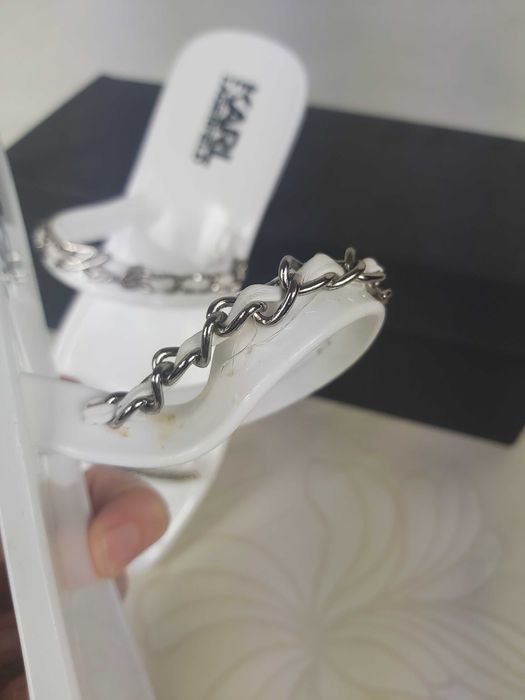 Nowe klapki KARL LAGERFELD białe 37