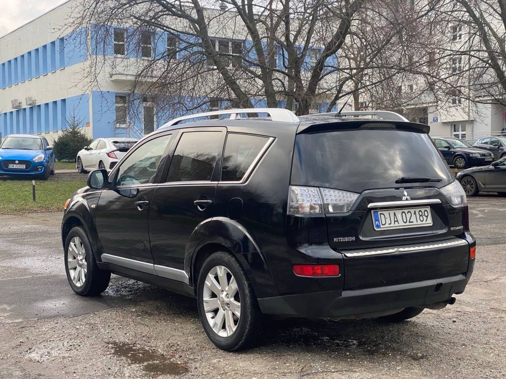 Mitsubishi Outlander 2.4 Gaz/automat/7-osobowy/4x4/FULL OPCJA