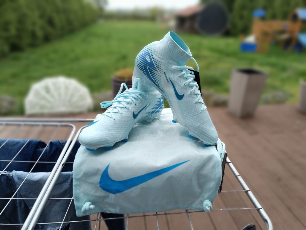 Nowe korki profesjonalne Nike Zoom Mercurial Superfly 10 Elite FG 45