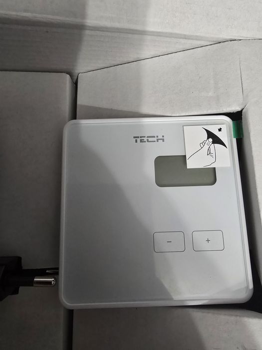 Regulator pokojowy ST-294 v2