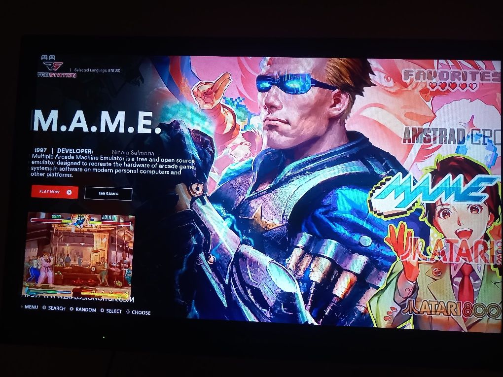 Consola retro com mais de 10 000 jogos.