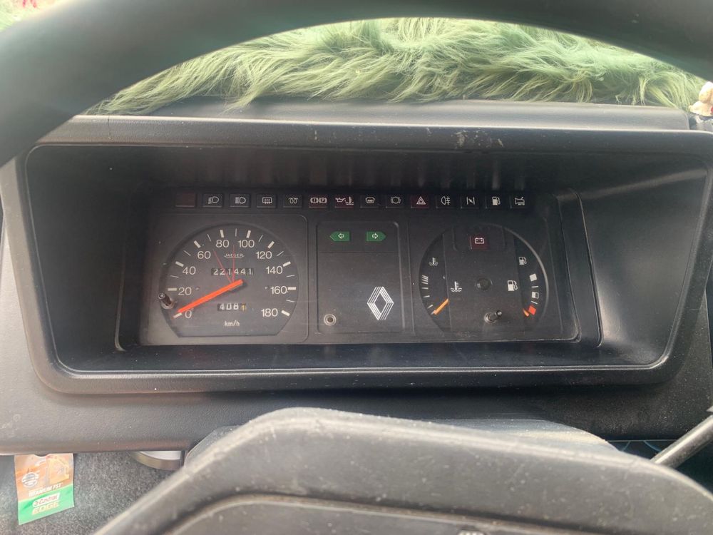 Renault Trafic (TBX 300)