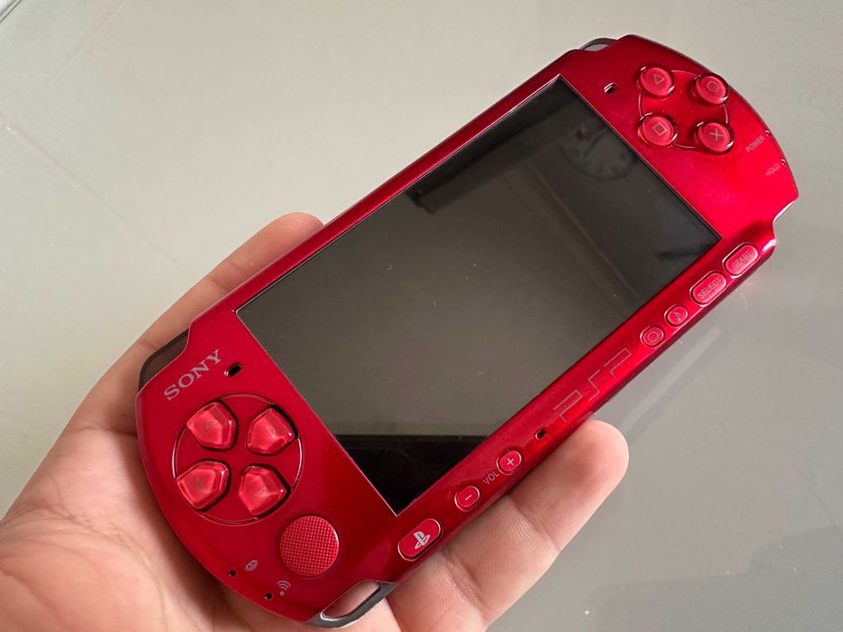 PSP 3004 Red Radiant-Negociável