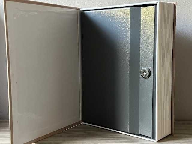 Książka metalowa skrytka sejf ITALY krzywa wieża w PIZIE duża