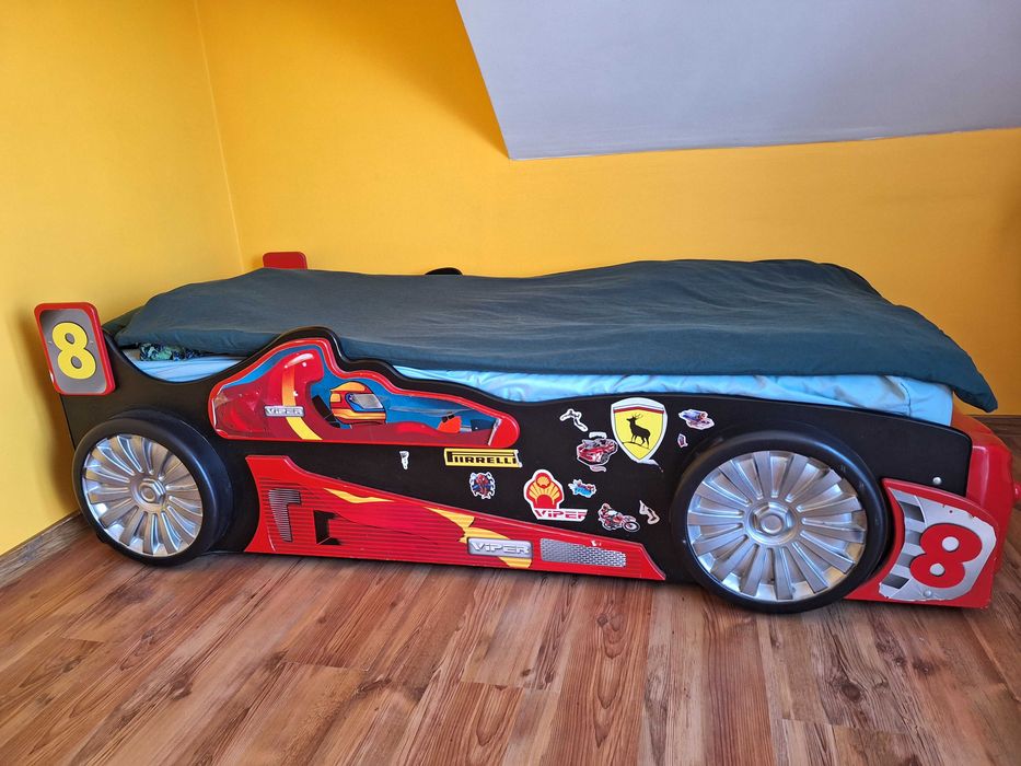 Lozko chłopięce autko