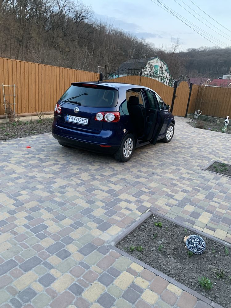 продам в хорошому стані Гольф 5+