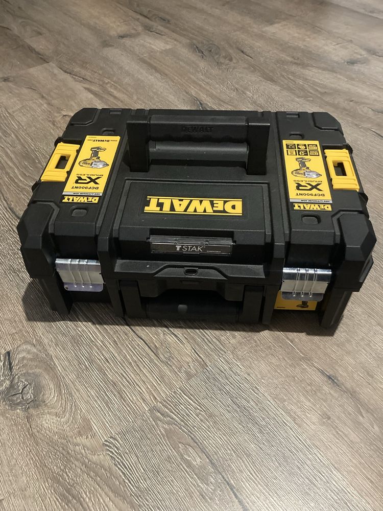 Кейс dewalt от гайковерта