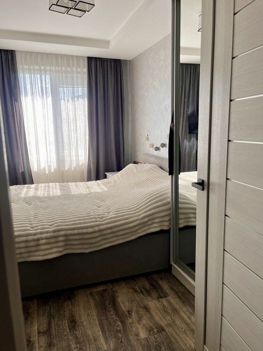 Продам 3-кімнатну квартиру з автономним опаленням і ремонтом