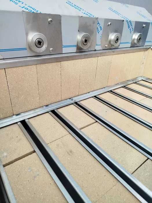 Churrasqueira a Carvão com Espetos Rotativos