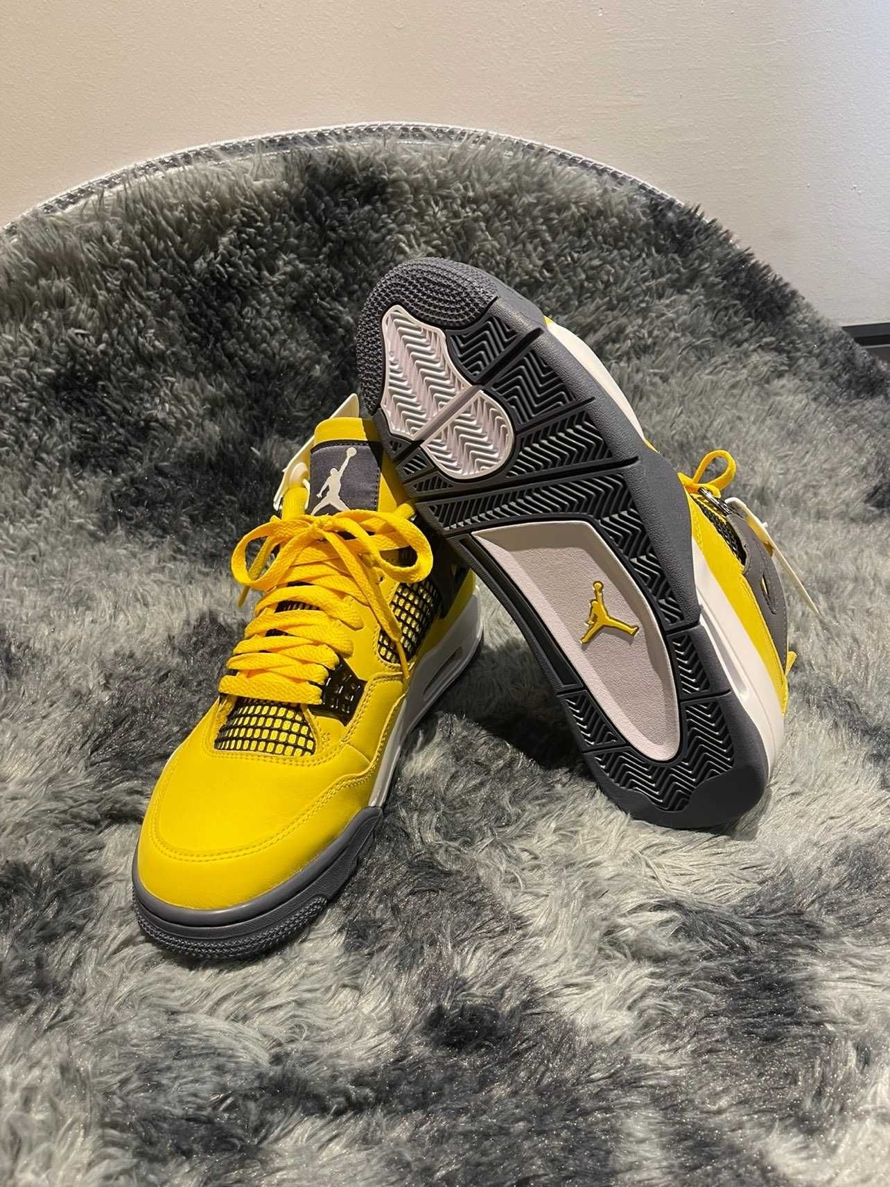 Jordan4Air4RetroLightning UnisexTrampki R.43