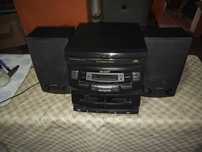 Wieża Panasonic CD C401H z głośnikami(stan nieznany)