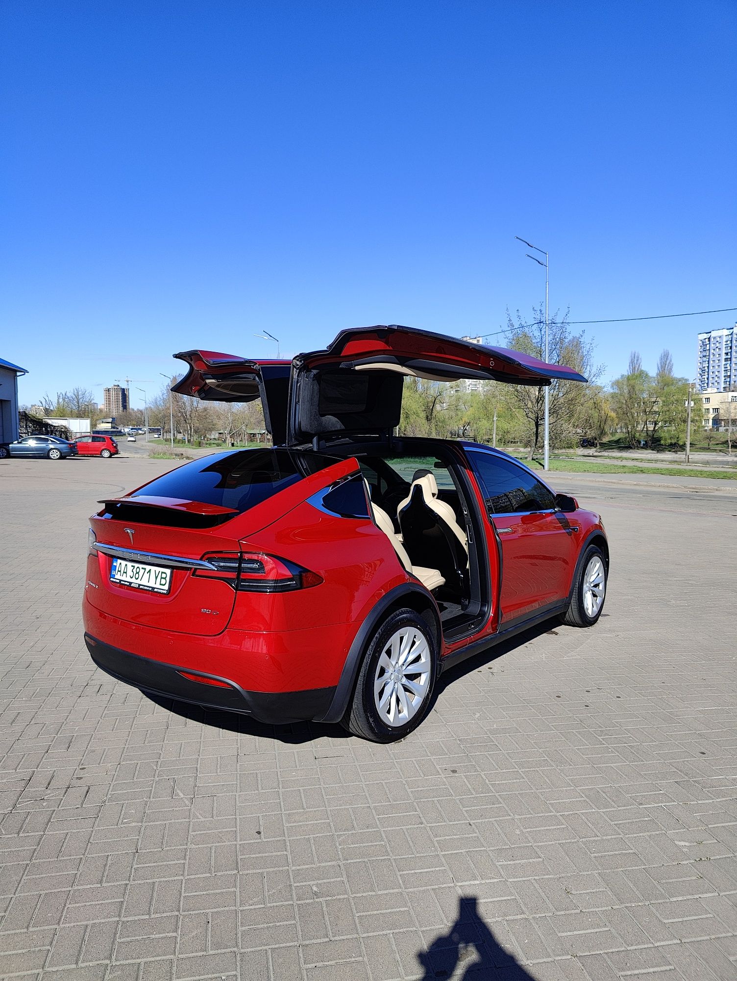 Продам Tesla Model X 90D  2016г