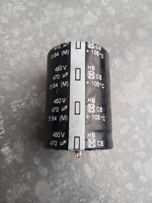 продам конденсатори нові 80гр. за один. є 3шт.