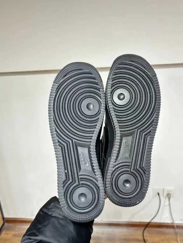 ButyDamskie NikeAirForce1Black Trampki Supreme Roz.44