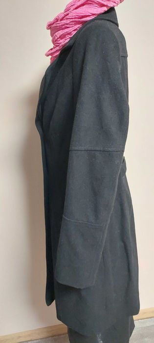 Damski płaszcz wełniany - 52% wełny