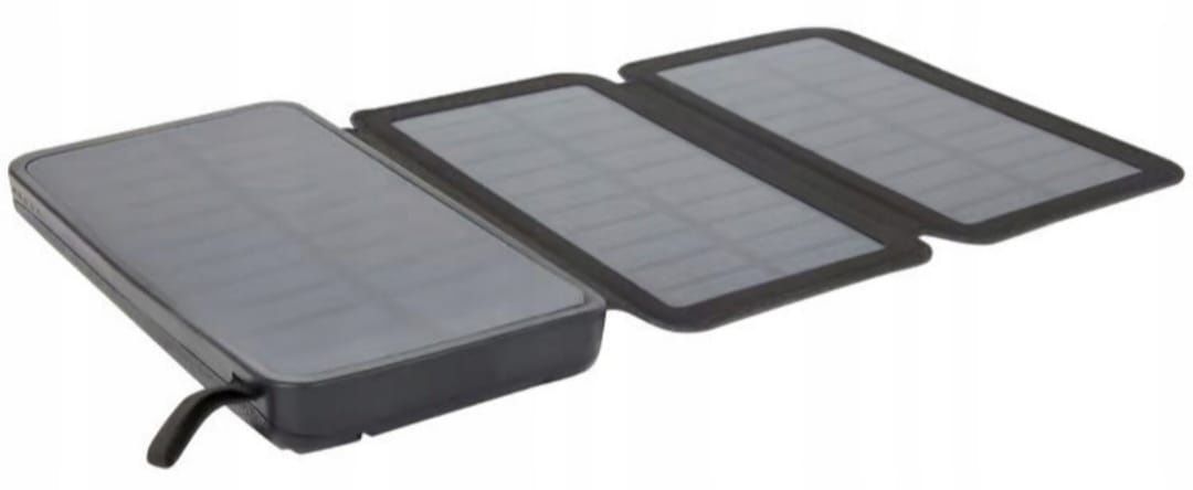 Powerbank ładujący się na energię słoneczną bądź sieciowa