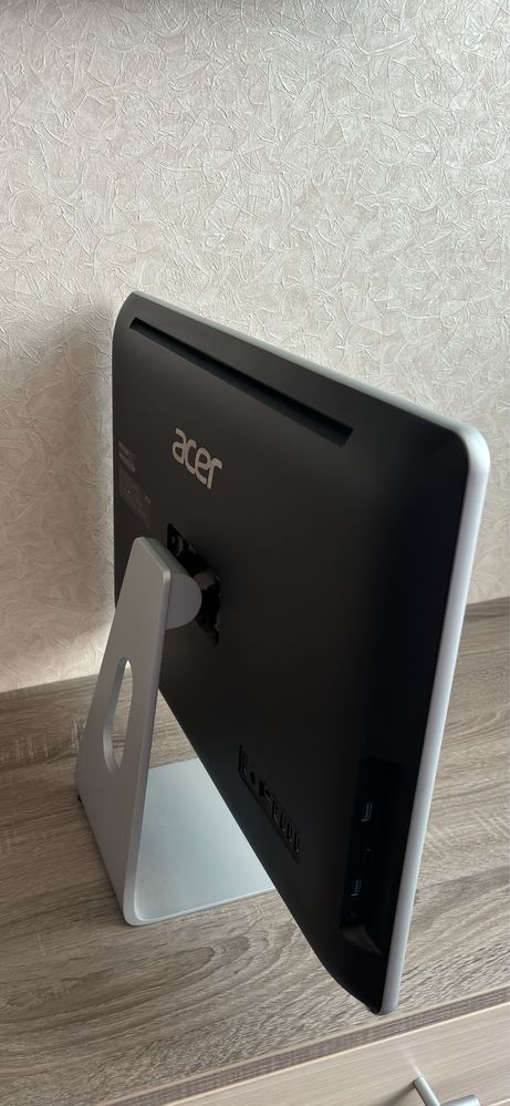 Моноблок Acer Z3-705