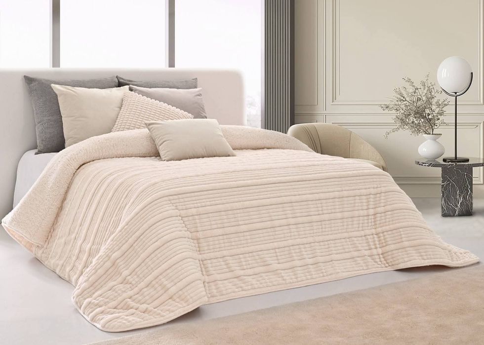 Edredões borrego com almofadas cheias