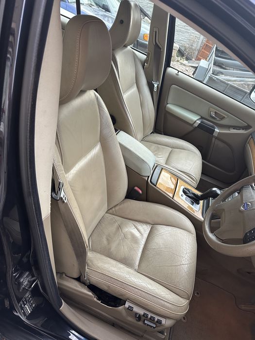 Fotele srodek Volvo XC90 I
