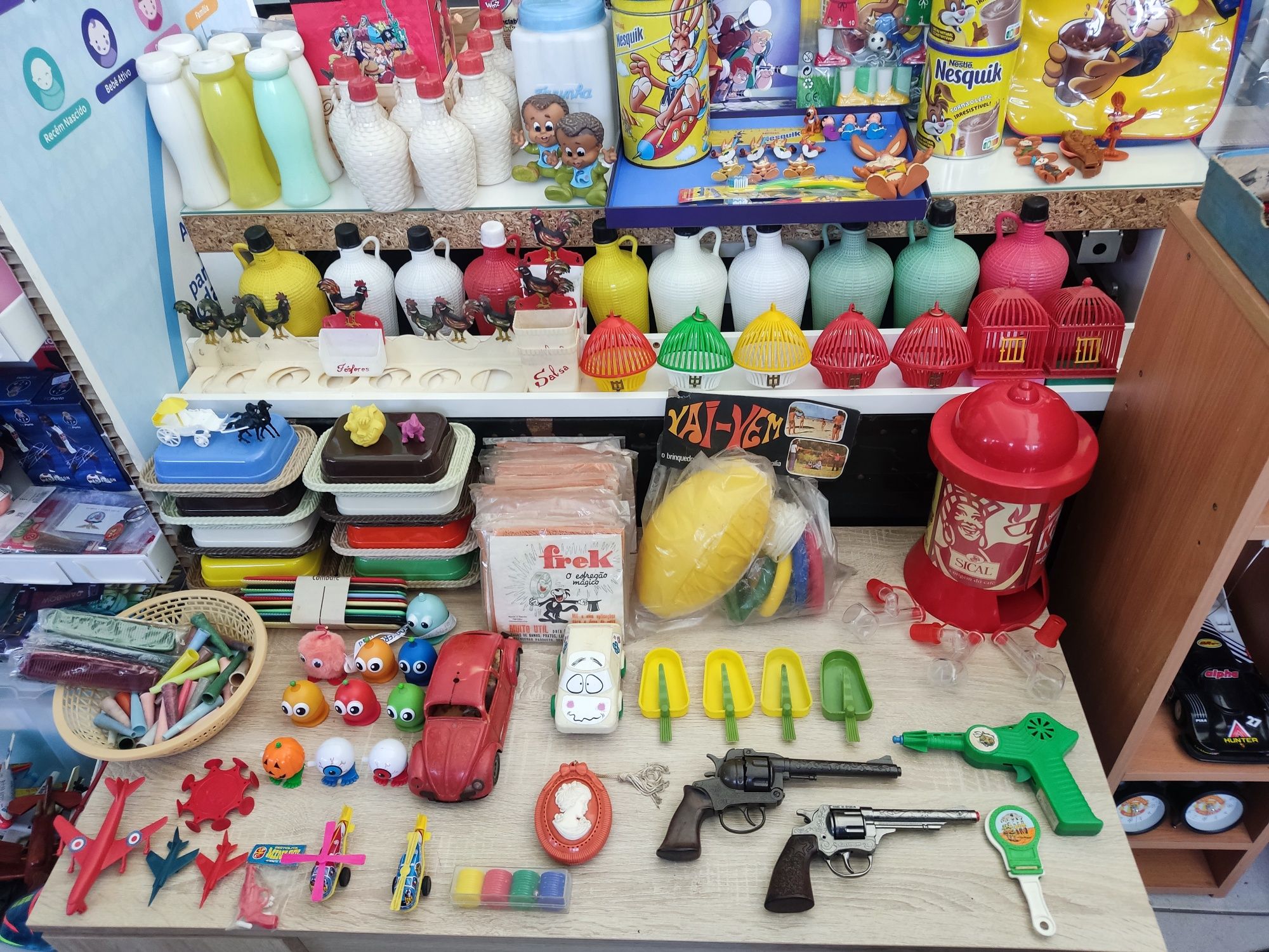 Brinquedos e plásticos portuguêses